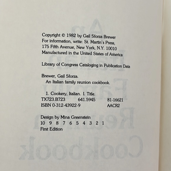 An Italian Family Reunion Cookbook by Gail Sforza Brewer Signed & Inscribed - Picture 4 of 8